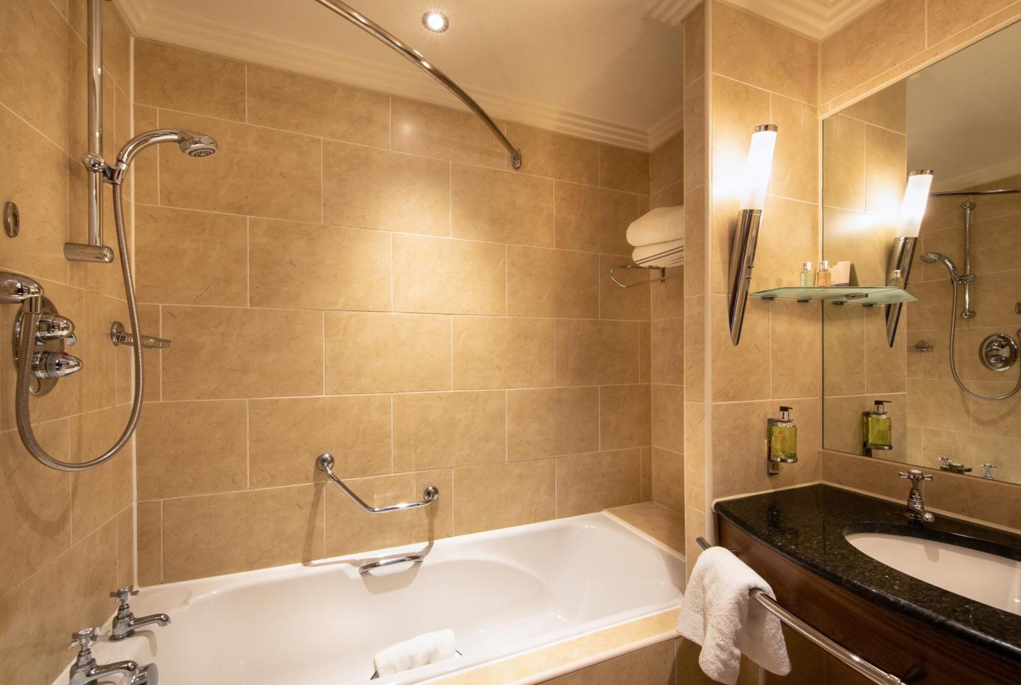 דרבי Morley Hayes Hotel מראה חיצוני תמונה